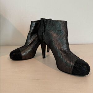 Chanel 2012 Interlocking CC Logo Boots
Women's Size: 7 | US7, IT37